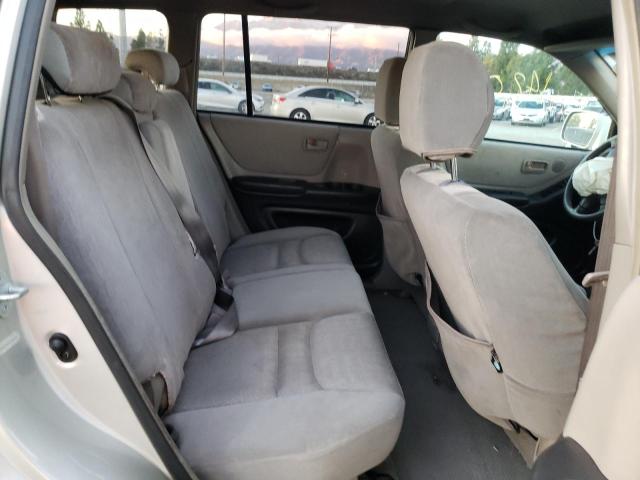 Photo 11 from auction – 2002 TOYOTA HIGHLANDER with VIN JTEGD21A420035502