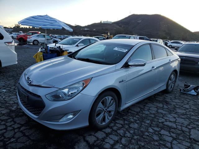 HYUNDAI SONATA HYB 2015 with VIN KMHEC4A41FA131667 - Photo from auction