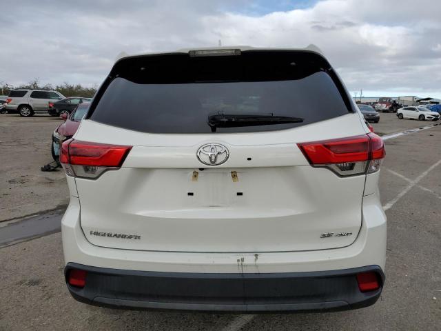 Photo 6 from auction – 2018 TOYOTA HIGHLANDER with VIN 5TDJZRFH5JS536954