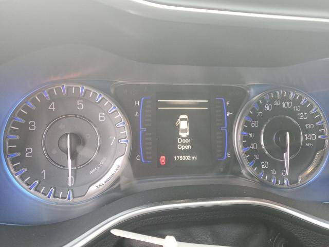 Photo 9 from auction – 2015 CHRYSLER 200 LIMITE with VIN 1C3CCCAB7FN663541