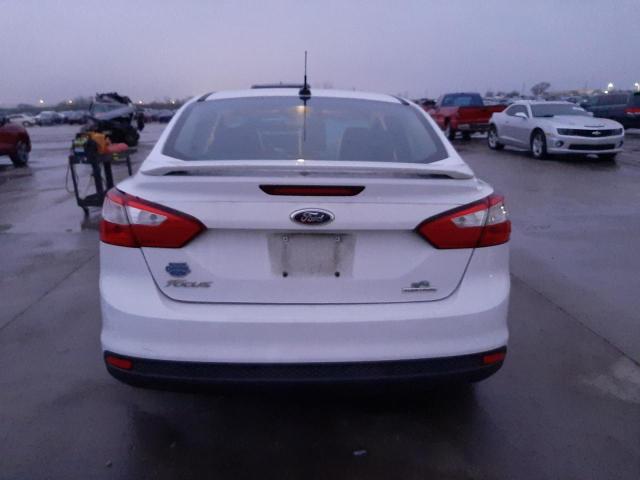 Photo 6 from auction – 2014 FORD FOCUS SE with VIN 1FADP3F29EL229456
