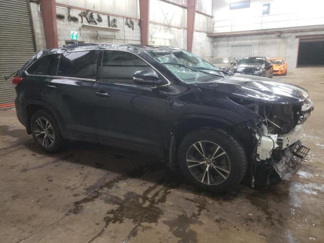 Photo 4 from auction – 2018 TOYOTA HIGHLANDER with VIN 5TDBZRFH6JS809906