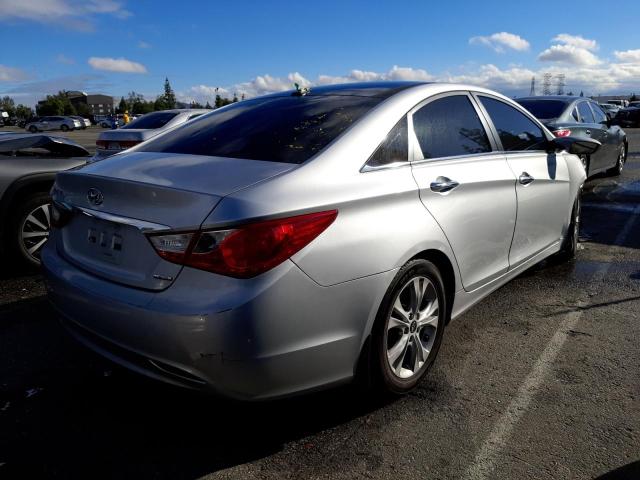 Photo 3 from auction – 2013 HYUNDAI SONATA SE with VIN 5NPEC4AC4DH660368