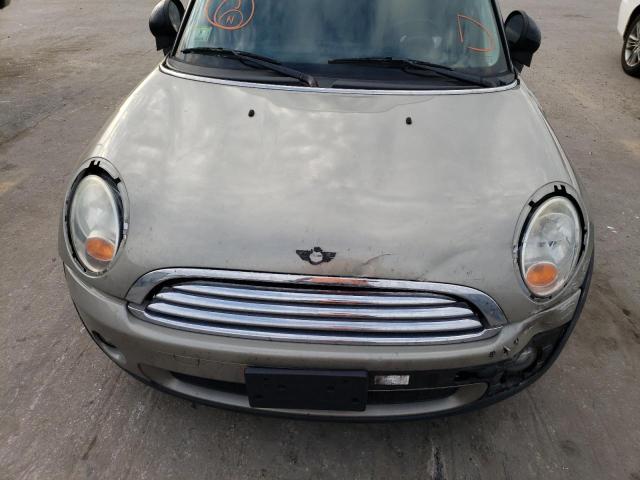 Photo 11 from auction – 2009 MINI COOPER with VIN WMWMF33529TU73562