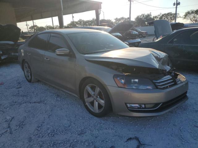 Photo 4 from auction – 2015 VOLKSWAGEN PASSAT S with VIN 1VWAS7A39FC036287
