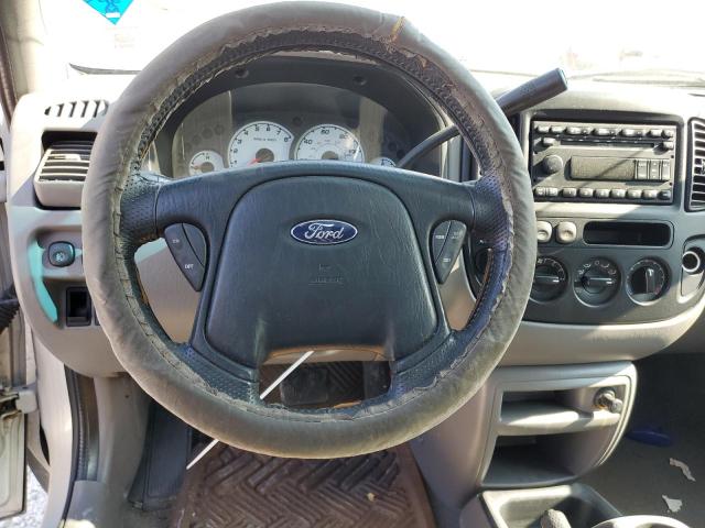 Photo 8 from auction – 2002 FORD ESCAPE XLT with VIN 1FMCU04142KA49175