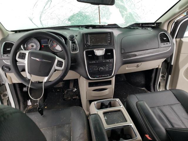 Photo 8 from auction – 2016 CHRYSLER TOWN & COU with VIN 2C4RC1BG4GR157397