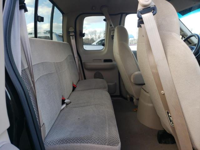 Photo 10 from auction – 2000 FORD F150 with VIN 1FTRX17W3YNB98722