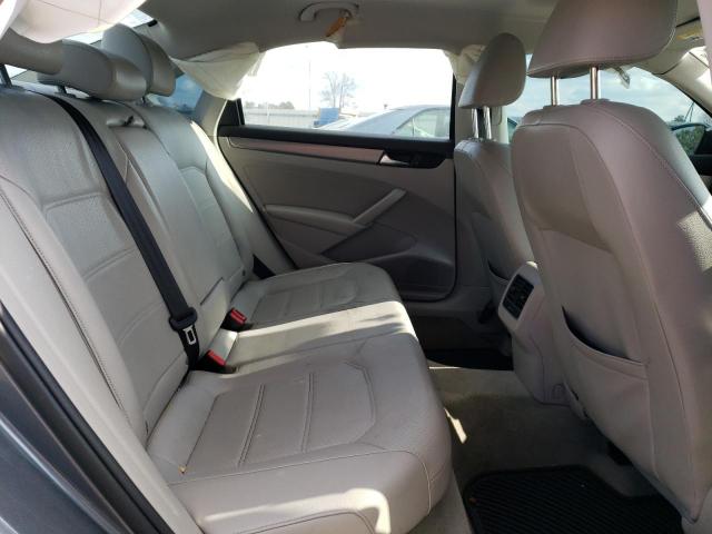 Photo 10 from auction – 2015 VOLKSWAGEN PASSAT SE with VIN 1VWBV7A30FC011113