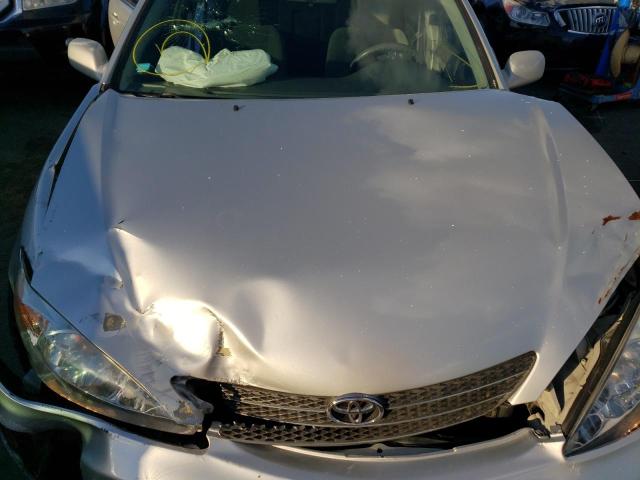Photo 11 from auction – 2004 TOYOTA CAMRY LE with VIN 4T1BE32K34U293574