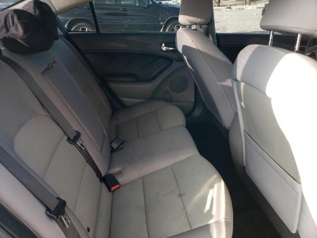 Photo 10 from auction – 2016 KIA FORTE LX with VIN KNAFX4A68G5516620