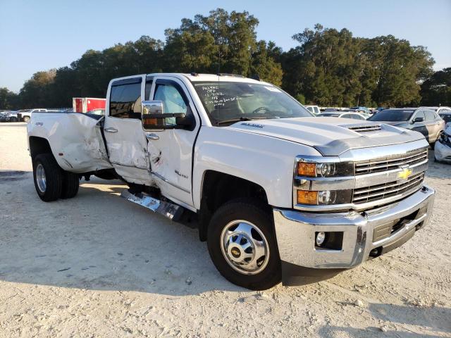 Photo 4 from auction – 2018 CHEVROLET SILVERADO with VIN 1GC4K0EY2JF224881