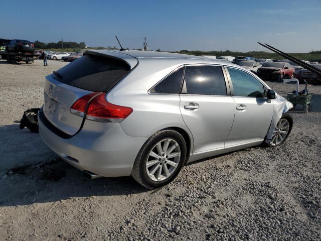Photo 3 from auction – 2010 TOYOTA VENZA with VIN 4T3ZA3BB0AU030925