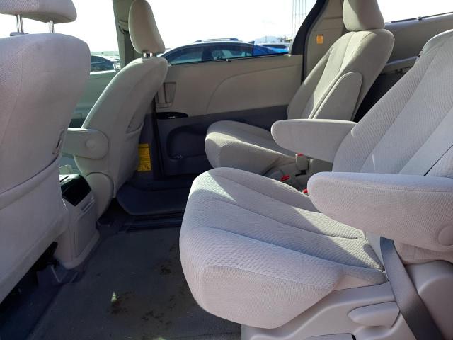 Photo 11 from auction – 2012 TOYOTA SIENNA LE with VIN 5TDKK3DC0CS238974