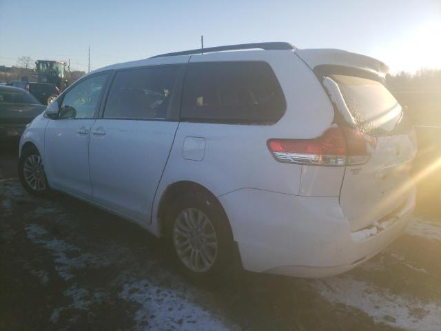 Photo 2 from auction – 2011 TOYOTA SIENNA XLE with VIN 5TDYK3DC8BS051863