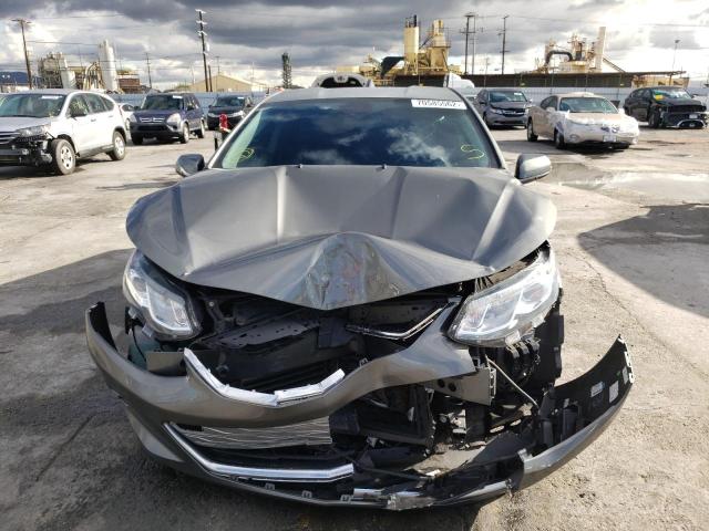 Photo 5 from auction – 2017 CHEVROLET VOLT LT with VIN 1G1RC6S51HU102916