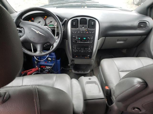 Photo 8 from auction – 2005 CHRYSLER TOWN & COU with VIN 2C4GP54L85R168431