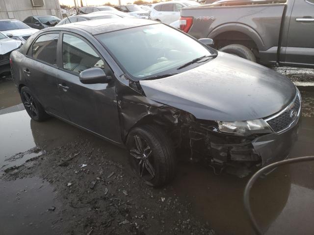 Photo 4 from auction – 2013 KIA FORTE EX with VIN KNAFU4A22D5737731