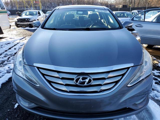 Photo 5 from auction – 2013 HYUNDAI SONATA SE with VIN 5NPEC4AC4DH654473