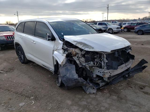 Photo 4 from auction – 2018 TOYOTA HIGHLANDER with VIN 5TDZARFH6JS032987