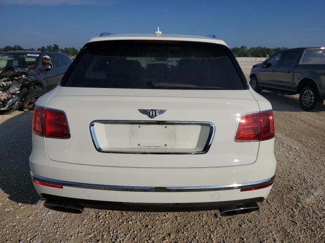 Photo 6 from auction – 2018 BENTLEY BENTAYGA with VIN SJAAC2ZV5JC017514