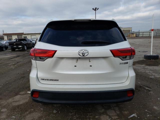 Photo 6 from auction – 2018 TOYOTA HIGHLANDER with VIN 5TDZARFH6JS032987