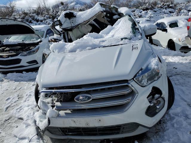 Photo 5 from auction – 2017 FORD ESCAPE SE with VIN 1FMCU9G90HUC97121