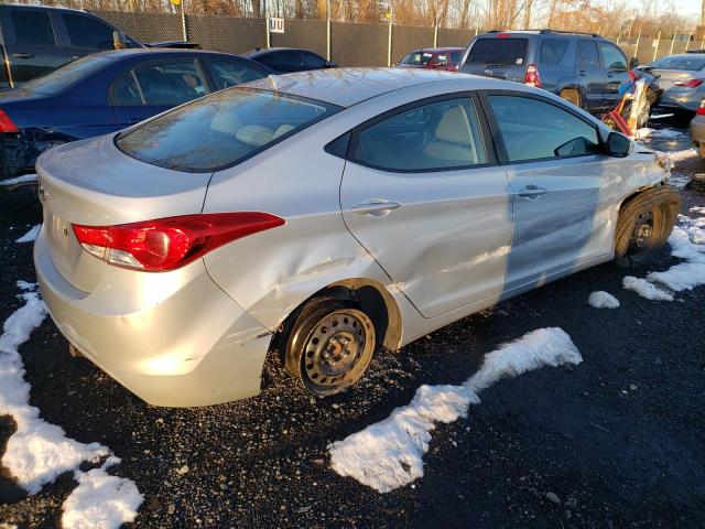 Photo 3 from auction – 2012 HYUNDAI ELANTRA GL with VIN 5NPDH4AE3CH105764