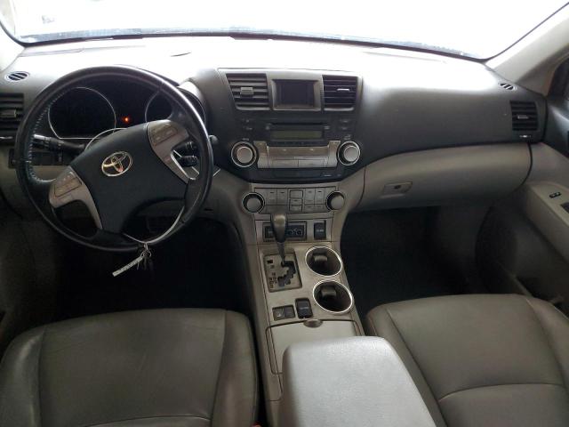 Photo 8 from auction – 2010 TOYOTA HIGHLANDER with VIN 5TDJK3EH5AS032228