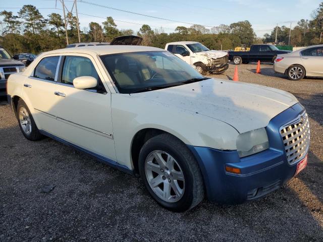 Photo 4 from auction – 2006 CHRYSLER 300 TOURIN with VIN 2C3LA53G86H109704