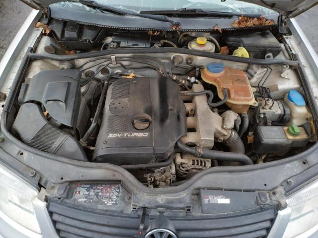 Photo 11 from auction – 2000 VOLKSWAGEN PASSAT GLS with VIN WVWMA23B6YP355541