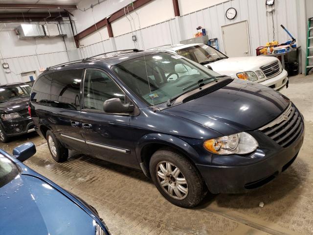 Photo 4 from auction – 2007 CHRYSLER TOWN & COU with VIN 2A4GP54L37R158340