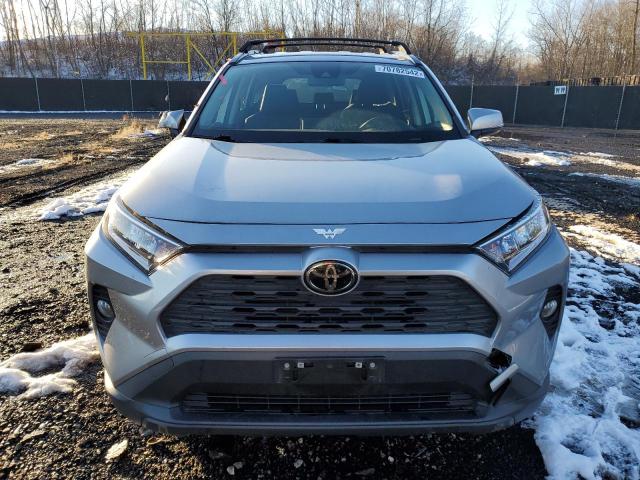 Photo 5 from auction – 2020 TOYOTA RAV4 XLE with VIN JTMP1RFV1LJ026740