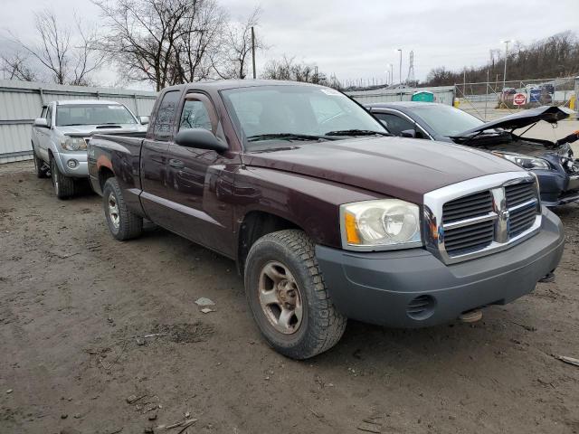Photo 4 from auction – 2005 DODGE DAKOTA ST with VIN 1D7HW22K45S161609