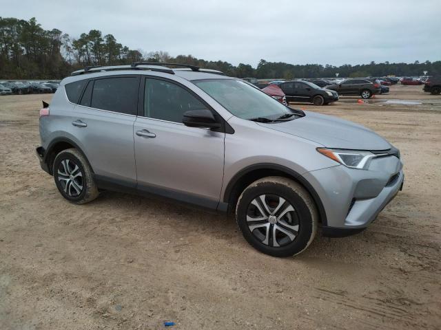 Photo 4 from auction – 2018 TOYOTA RAV4 LE with VIN 2T3ZFREV3JW439317