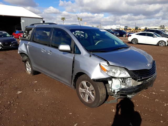 Photo 4 from auction – 2012 TOYOTA SIENNA LE with VIN 5TDKK3DC0CS238974