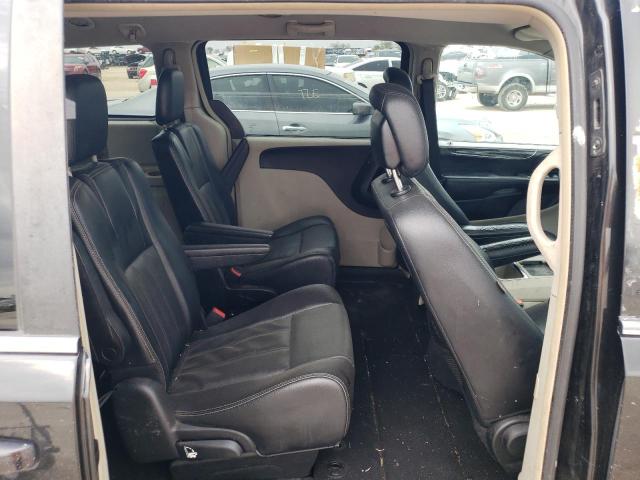Photo 11 from auction – 2015 CHRYSLER TOWN & COU with VIN 2C4RC1BG6FR553152