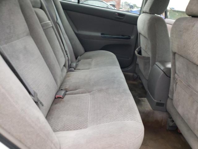 Photo 10 from auction – 2004 TOYOTA CAMRY LE with VIN 4T1BE32K24U267130