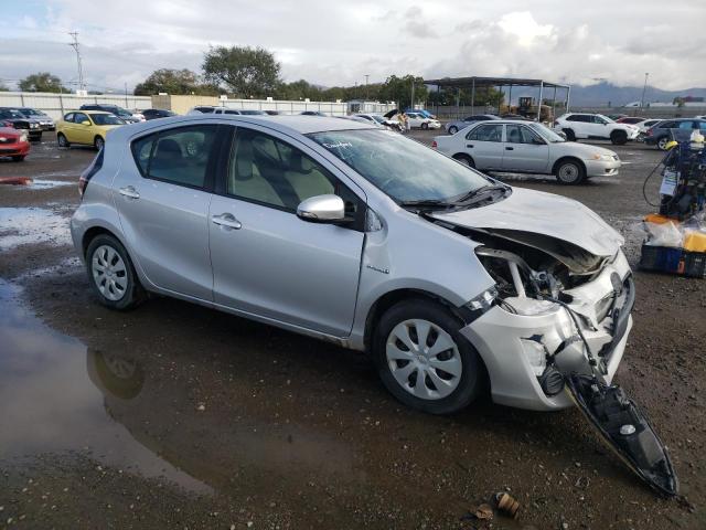 Photo 4 from auction – 2015 TOYOTA PRIUS C with VIN JTDKDTB31F1578410
