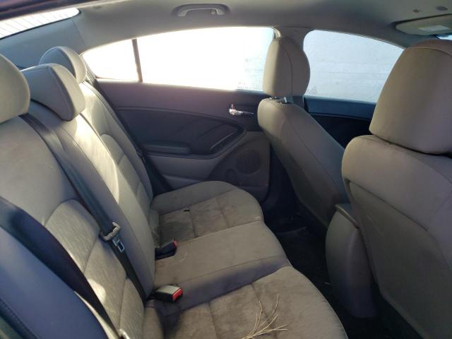 Photo 10 from auction – 2016 KIA FORTE LX with VIN KNAFK4A60G5531014