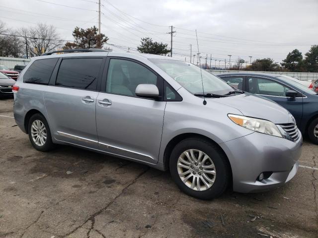 Photo 4 from auction – 2014 TOYOTA SIENNA XLE with VIN 5TDYK3DC9ES433839