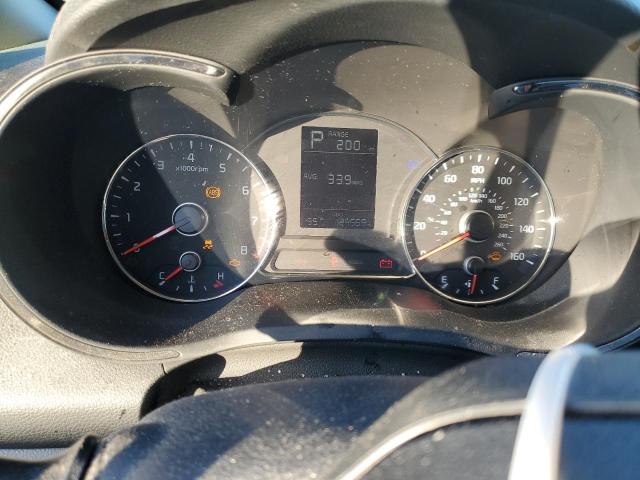 Photo 9 from auction – 2017 KIA FORTE LX with VIN 3KPFK4A72HE159399