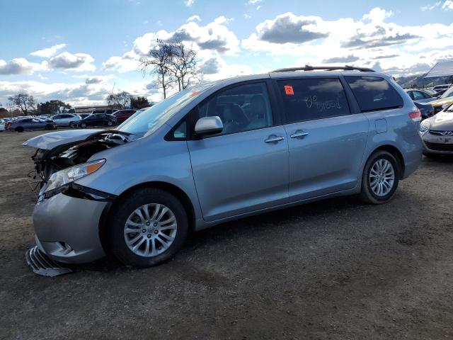 Photo 1 from auction – 2012 TOYOTA SIENNA XLE with VIN 5TDYK3DC2CS277642