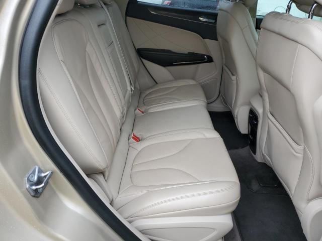 Photo 10 from auction – 2017 LINCOLN MKC RESERV with VIN 5LMTJ3DH5HUL71633