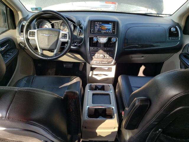 Photo 8 from auction – 2015 CHRYSLER TOWN & COU with VIN 2C4RC1BG8FR630359
