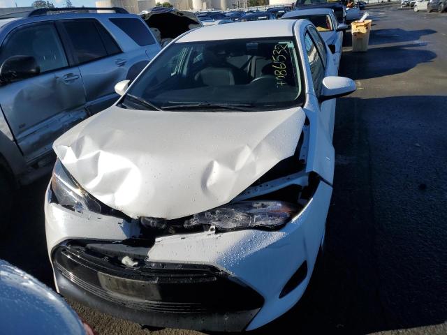 Photo 5 from auction – 2017 TOYOTA COROLLA LE with VIN 5YFBPRHEXHP727253