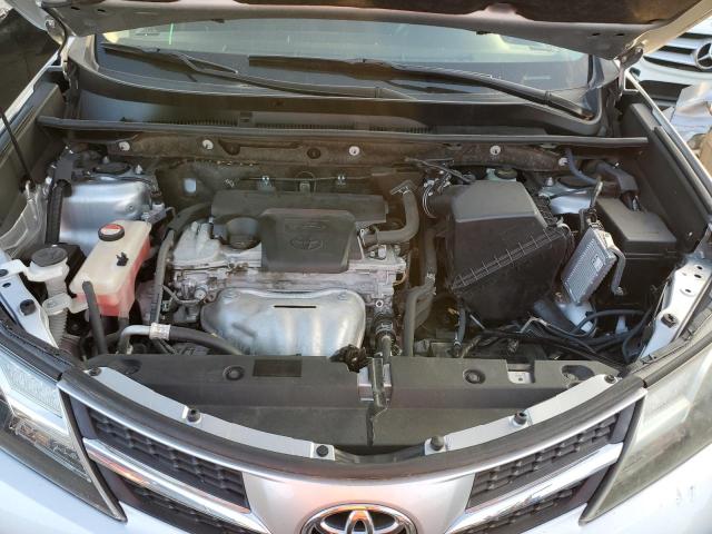 Photo 11 from auction – 2015 TOYOTA RAV4 LE with VIN JTMZFREV8FJ044703