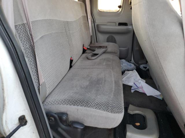 Photo 10 from auction – 2000 FORD F150 with VIN 1FTRX17L9YNB84412