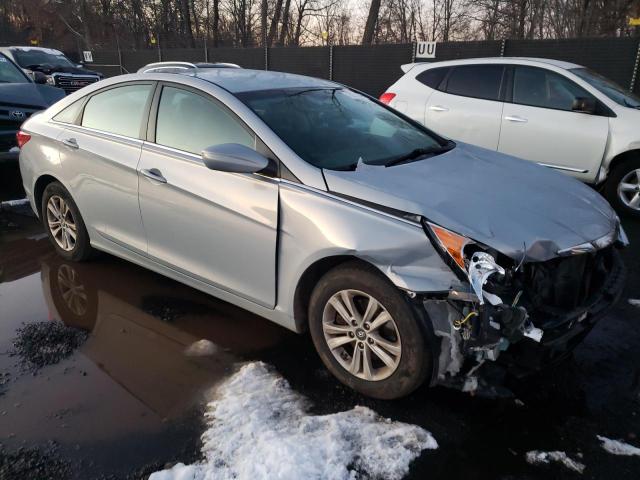 Photo 4 from auction – 2013 HYUNDAI SONATA GLS with VIN 5NPEB4AC0DH732315