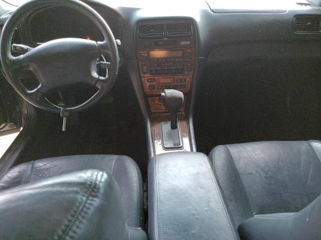 Photo 8 from auction – 2001 LEXUS ES 300 with VIN JT8BF28G810322907